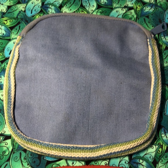 Blue and Red “Make Up” Bags with Bumblebee - Picture 5 of 8